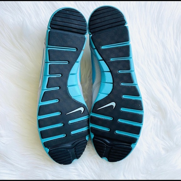 Nike Running Shoes Women’s Size 10 - Picture 9 of 9